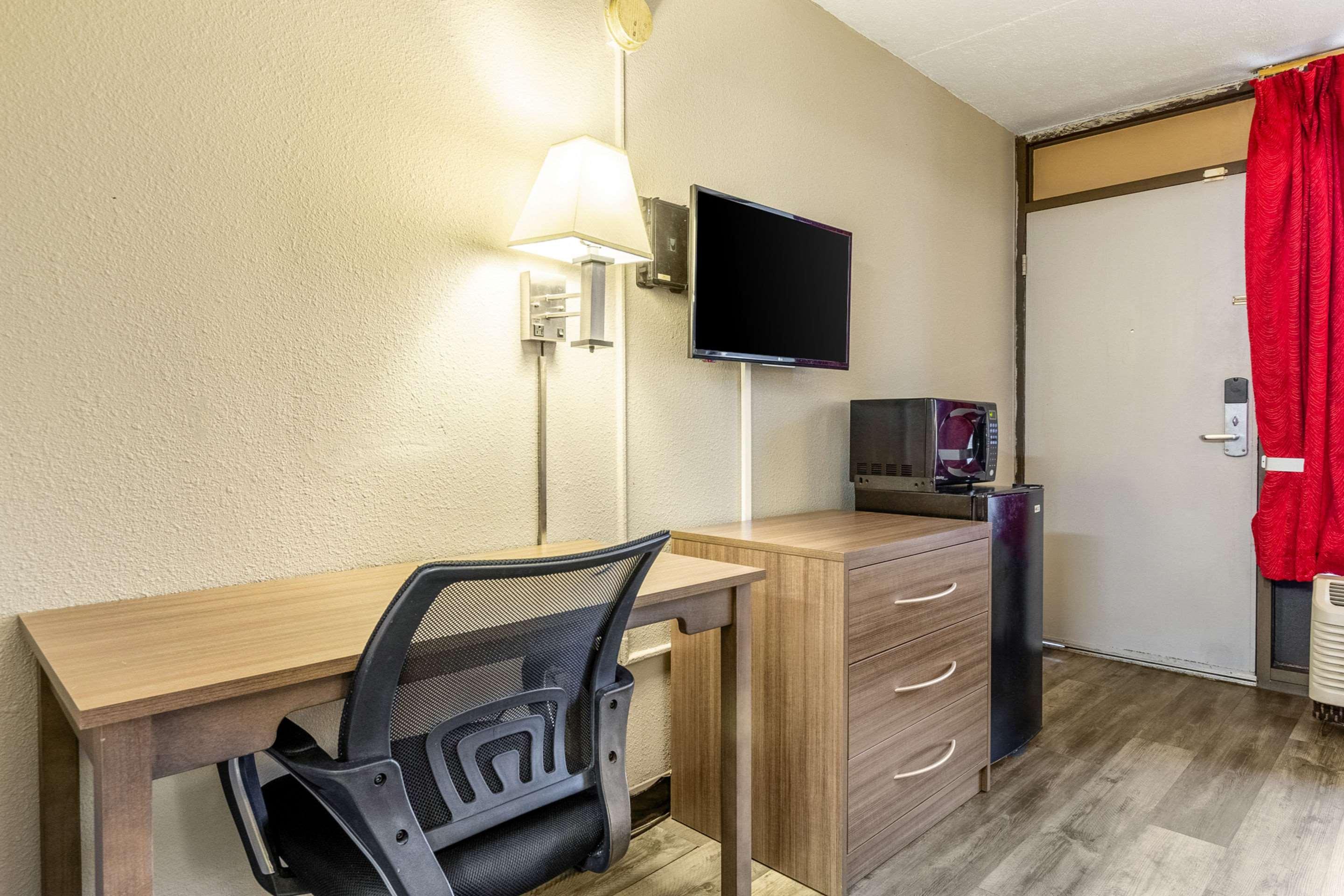 Econo Lodge Seymour Exteriör bild