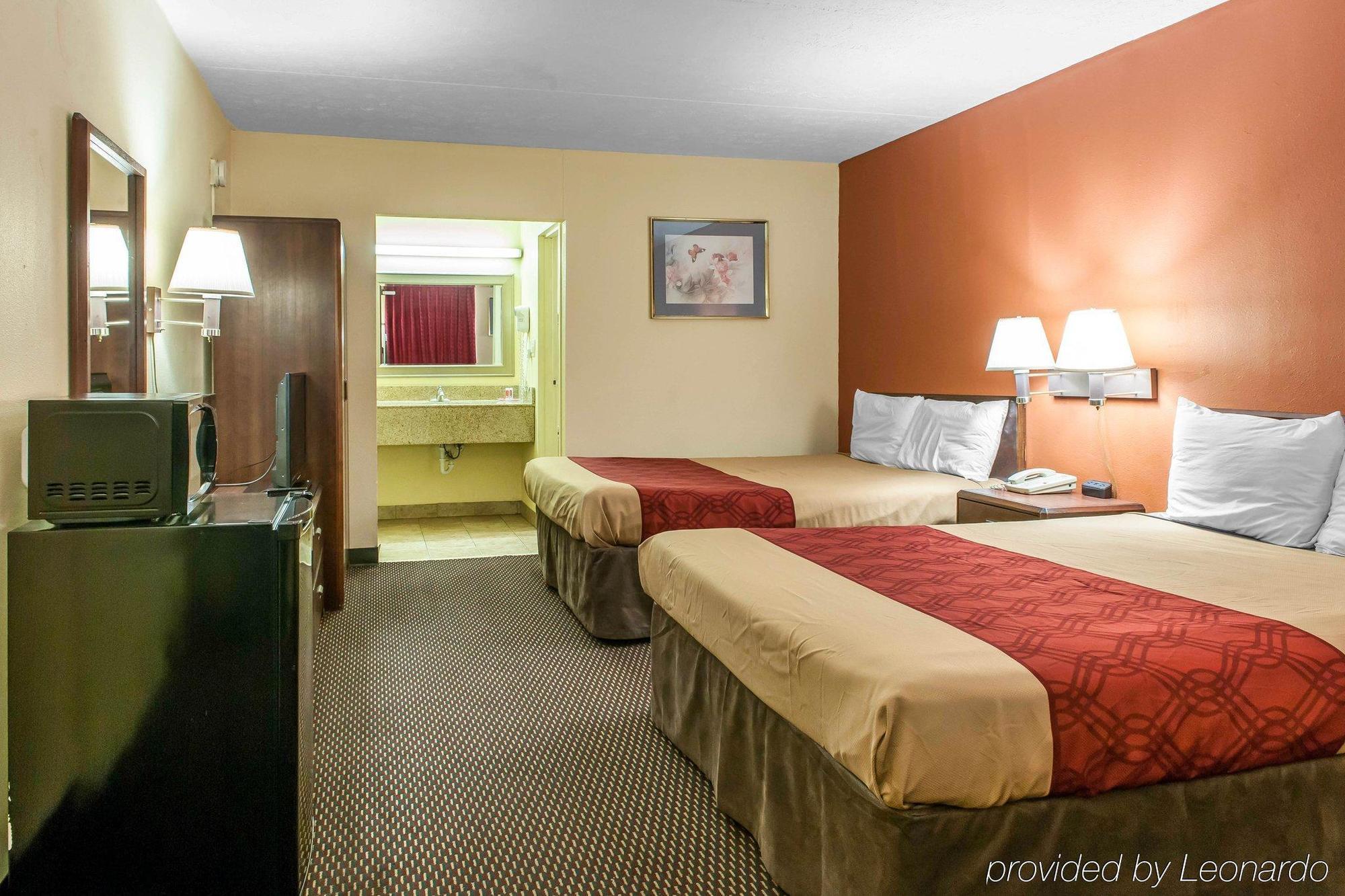 Econo Lodge Seymour Exteriör bild
