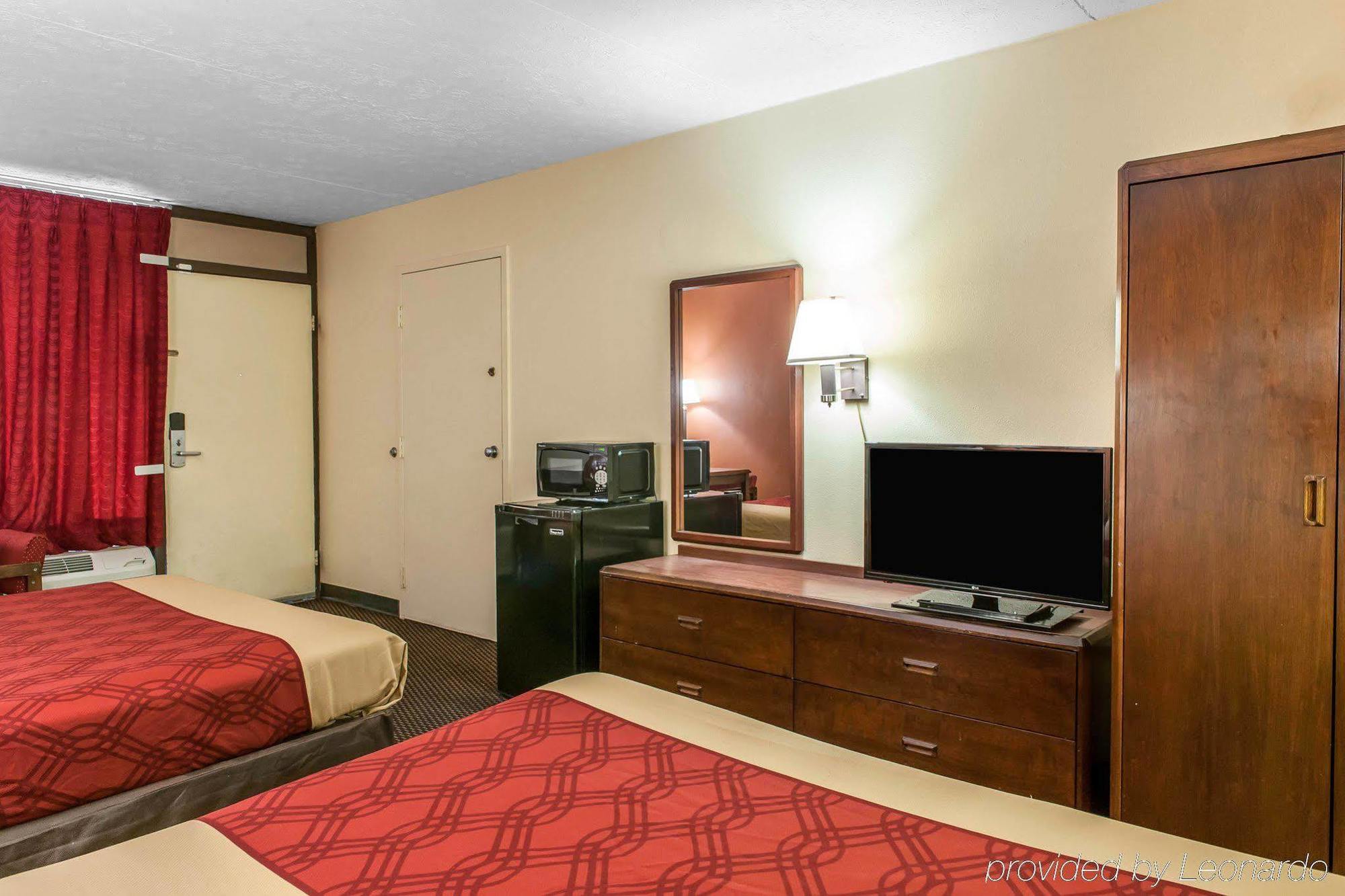 Econo Lodge Seymour Exteriör bild